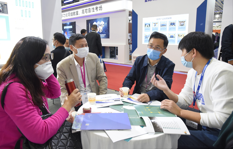 1605075960102071180.jpg DSC_4242.jpg