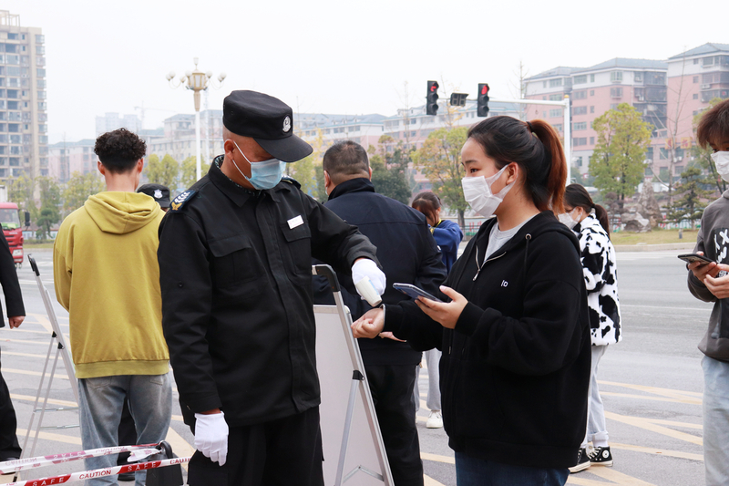 1637310732801048982.jpg IMG_4893.jpg