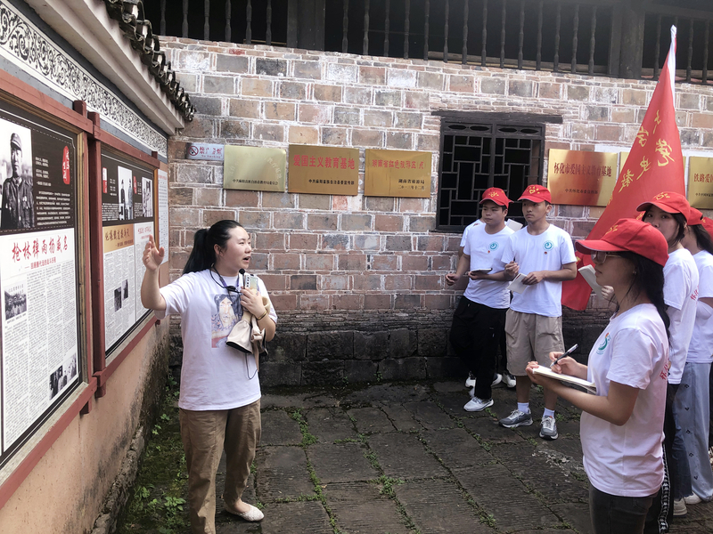 1689303970320024906.jpg 2.jpg