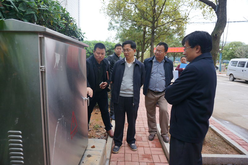 1508235911492055162.jpg 排查校园配电箱安全隐患.jpg